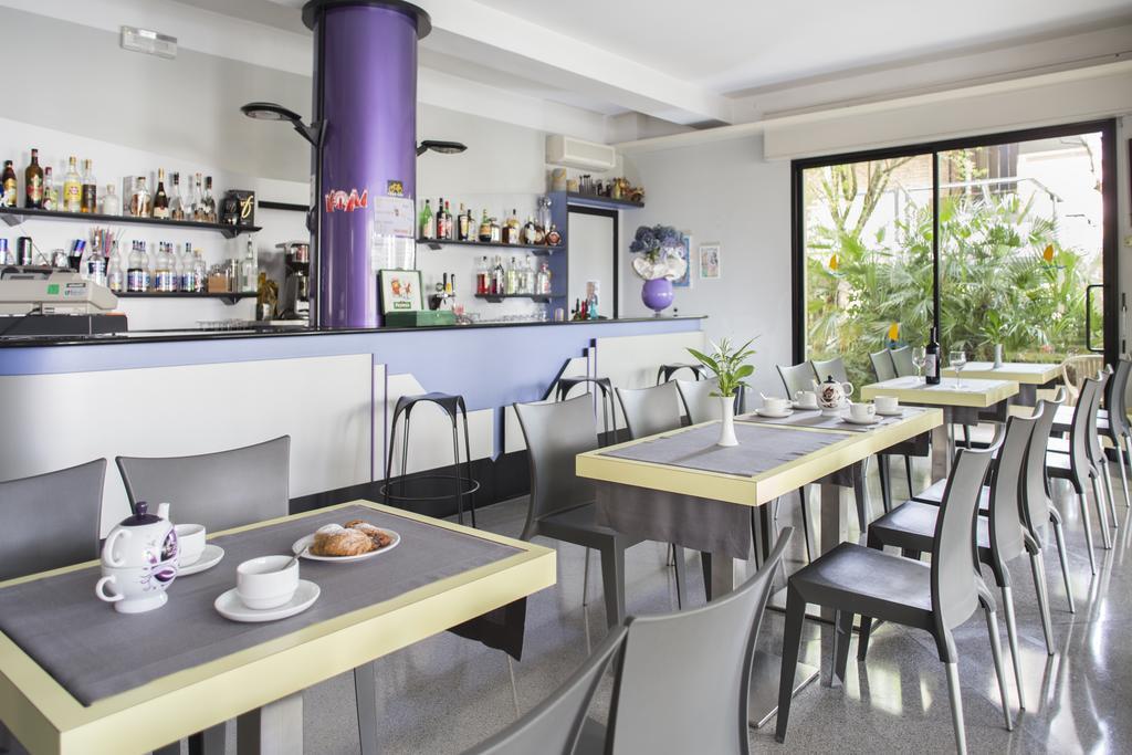 Hotel Sampaoli Bellaria-Igea Marina Extérieur photo